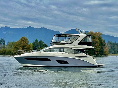 2018 Sea Ray 460 Fly