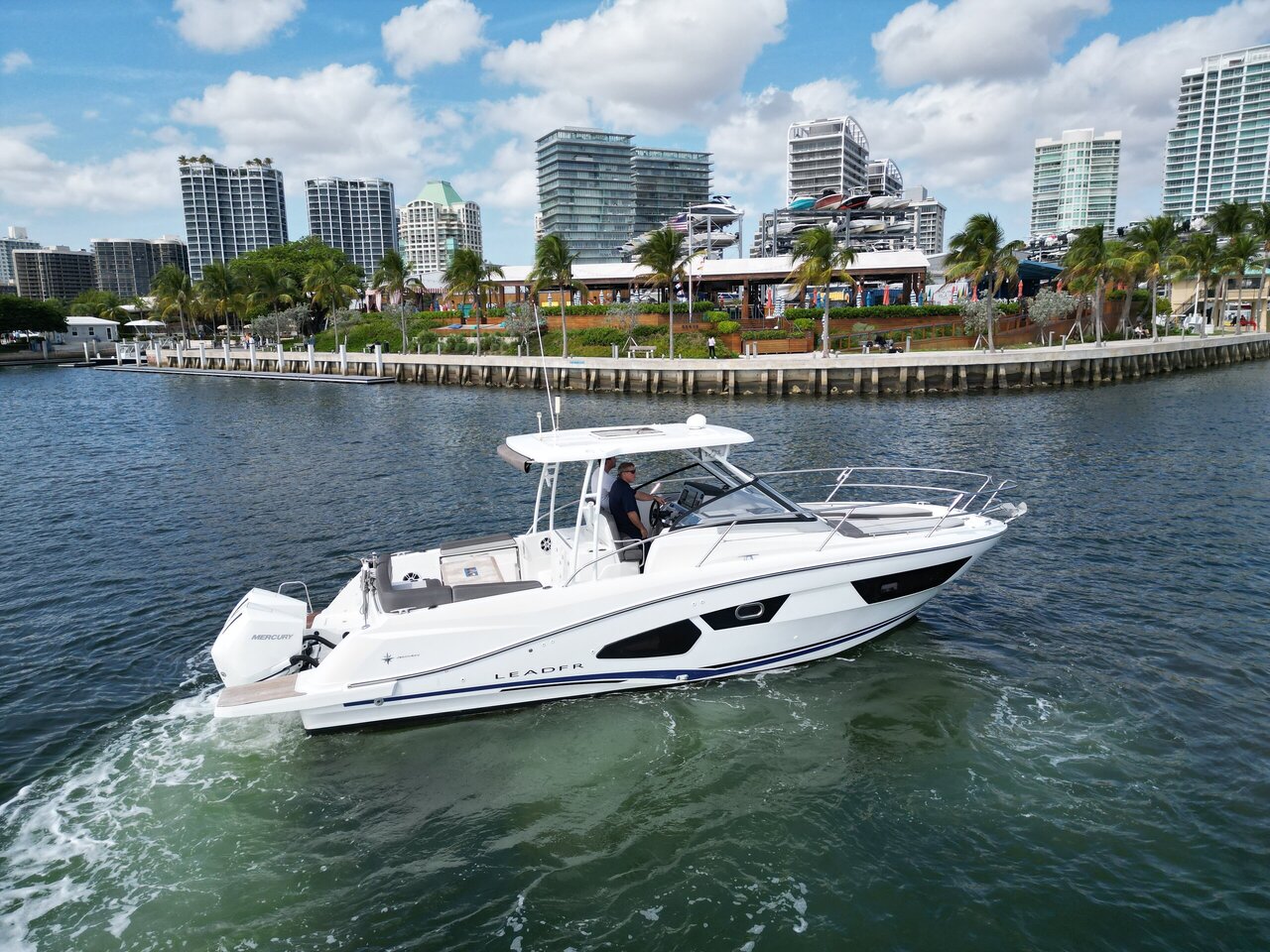 2021 Jeanneau 10.5 Wa photo 1