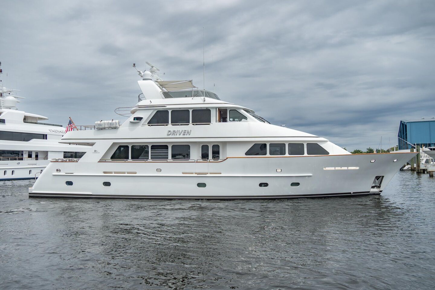 2005 Conrad 88' Motor Yacht "Driven" photo 1