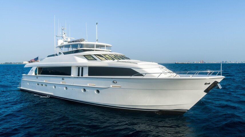 2005 Hatteras 100' Motor Yacht "Magic"