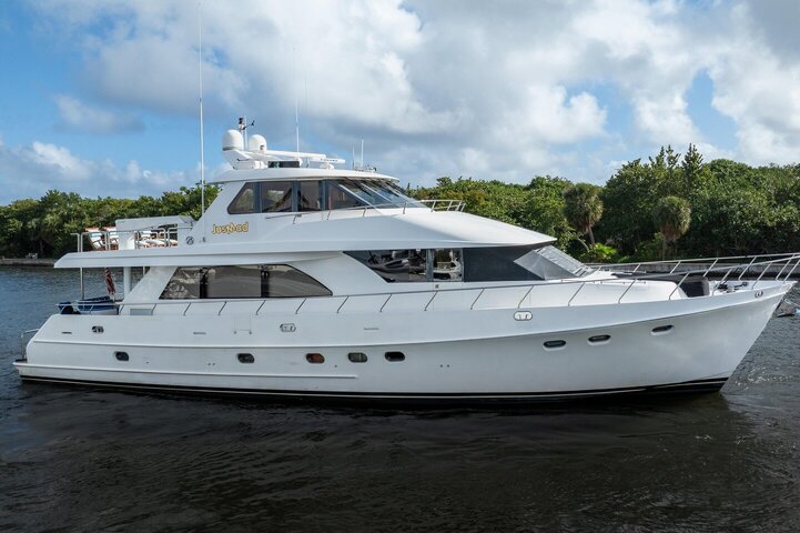 2005 Ocean Alexander 80' Motoryacht - No Name