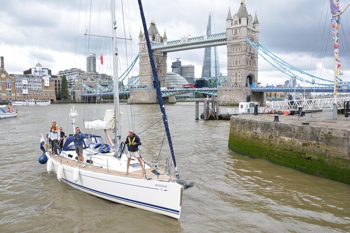 Dufour 40 Performance