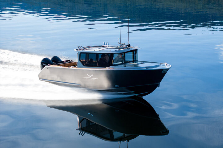 Jasper Marine Defender 22 - Storm Bow