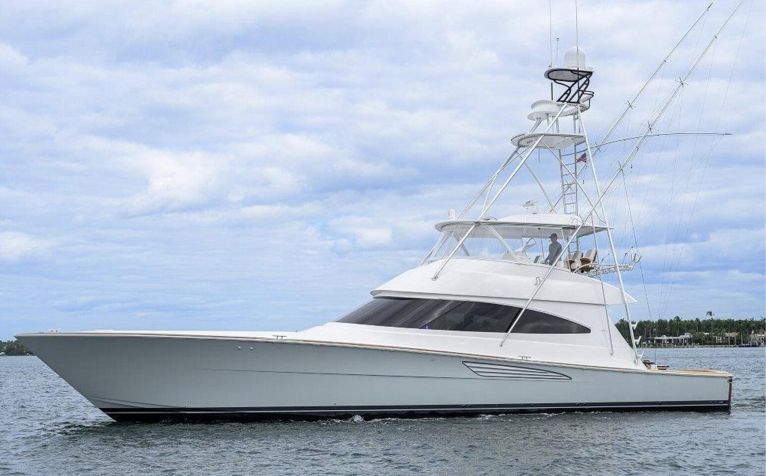 2024 Viking 68' Convertible "Twin Reels" photo 1