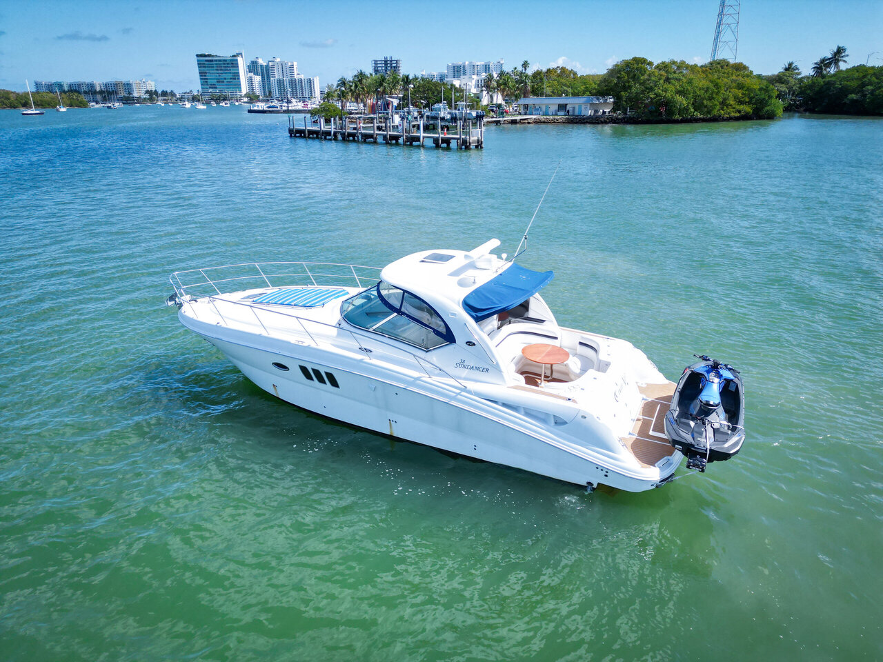 2008 Sea Ray 38 Sundancer photo 1