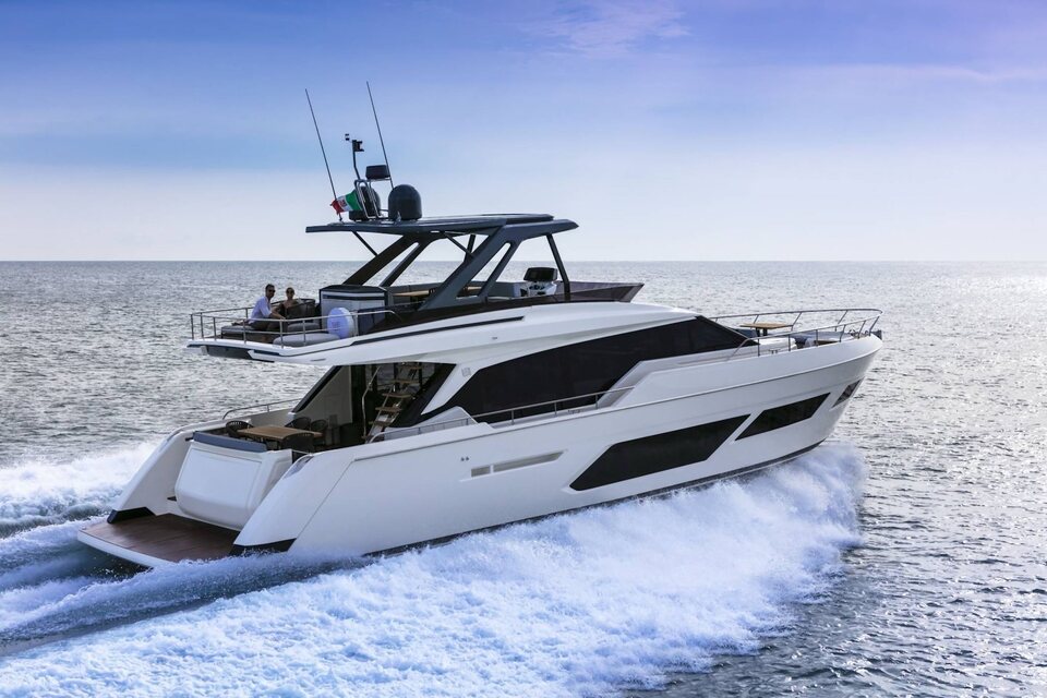 Ferretti 720 photo 1