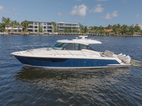 2021 Tiara Yachts 43' LE "Natural Selection"