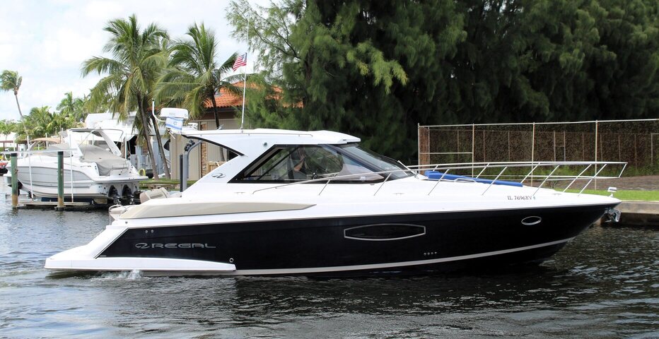 2016 Regal 42 Sport Coupe "AL HAMAYIM"