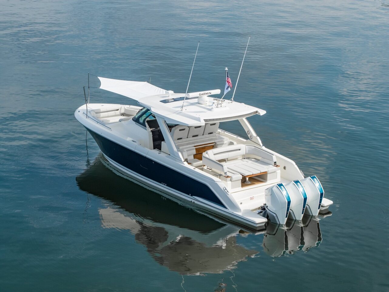 2025 Tiara 38 LS photo 1