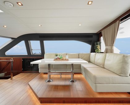 Horizon E90 "Our Trade" photo 16