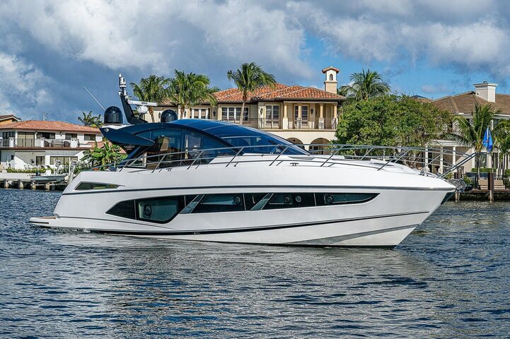 2021 Sunseeker 60' Evo Predator "Boujsea"