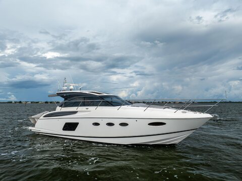 2015 Princess V48 "Lisa's Choice"