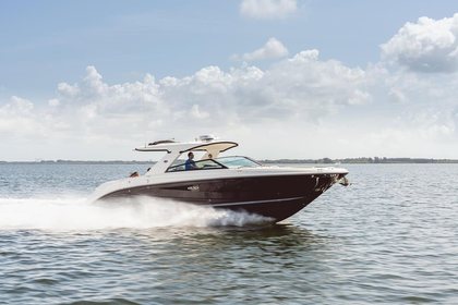 Sea Ray SLX 400 Outboard photo 9
