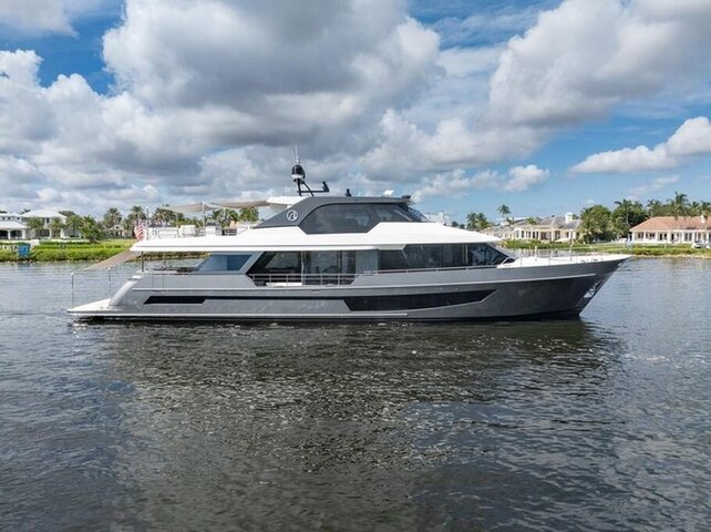 2022 Ocean Alexander 32L "Twin Dreams"