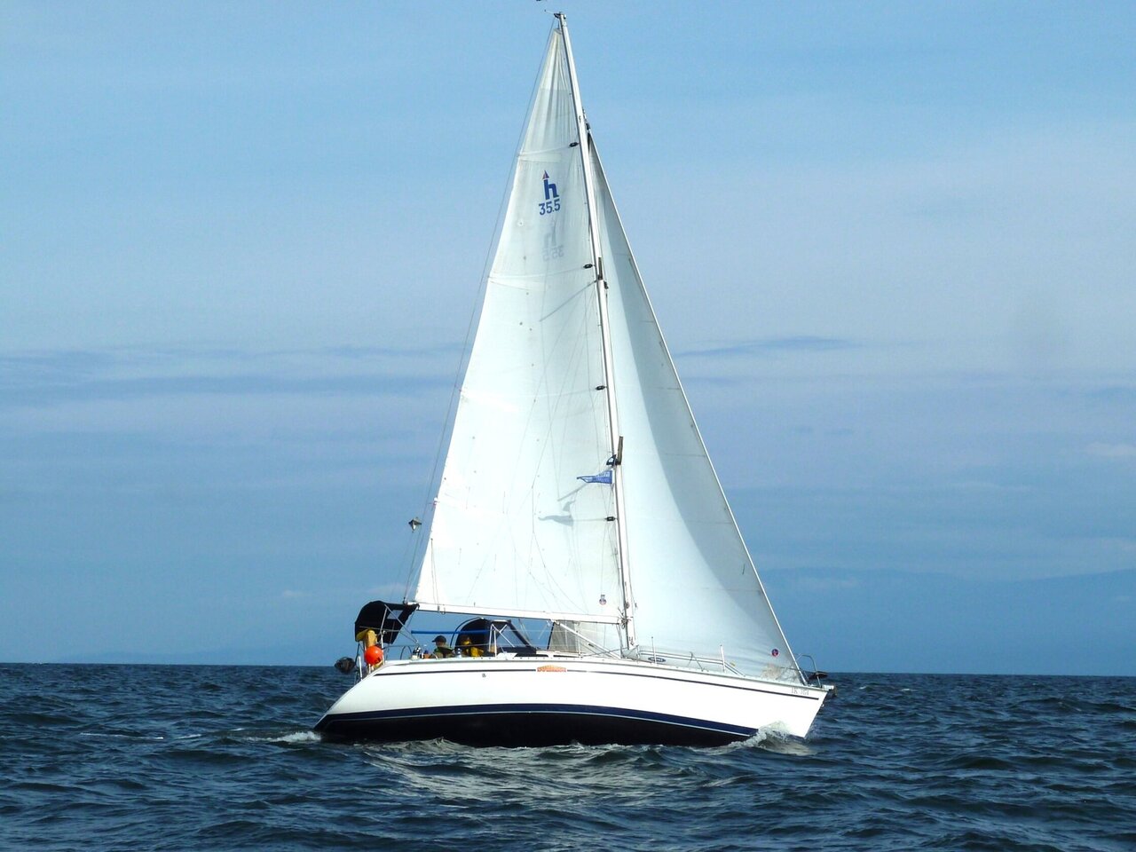 1989 Hunter Legend 35.5 photo 1