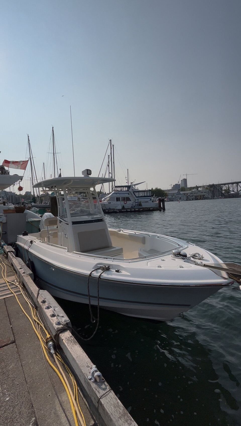 2021 Boston Whaler 230 Outrage photo 1
