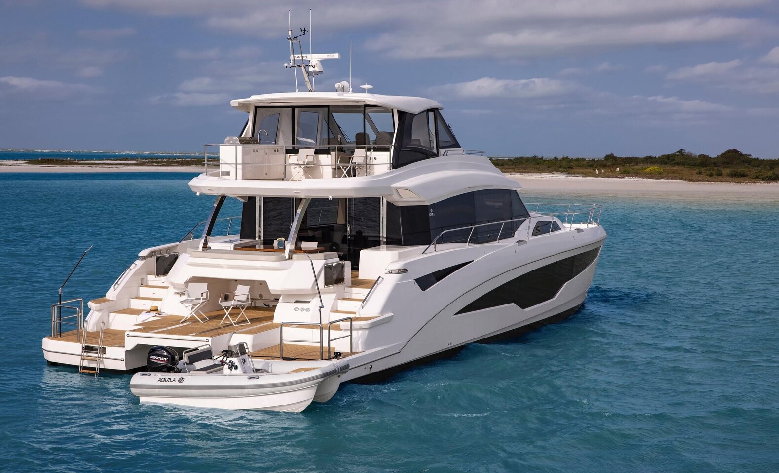 2025 Aquila 70 Yacht photo 1