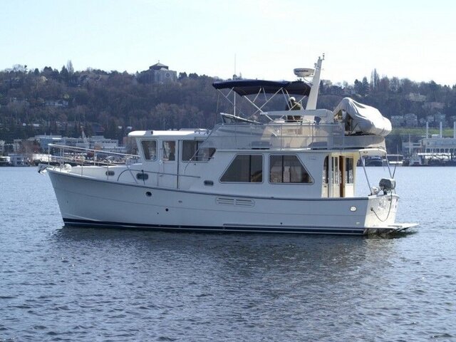 2007 Helmsman Trawlers 38 Pilothouse