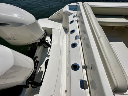 2021 Cobia 330 Dual Console photo 5