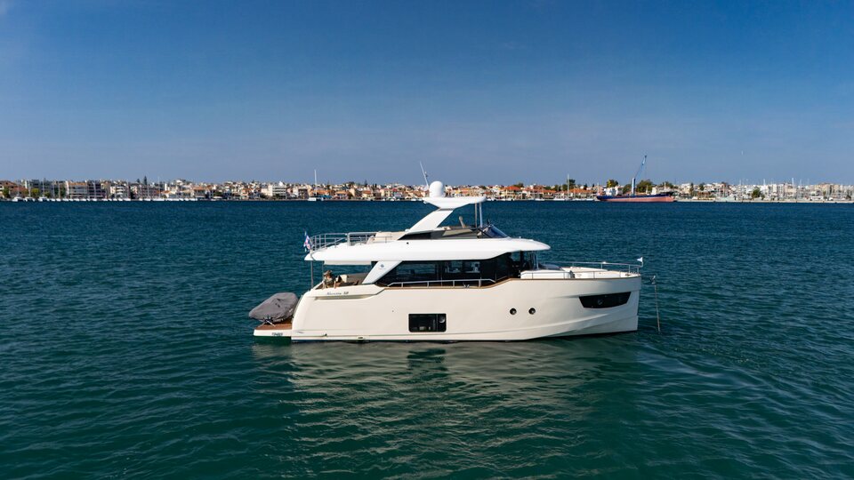 2017 Absolute Navetta 58 photo 1