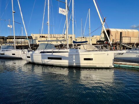 Oceanis 40.1 #339 SF Office