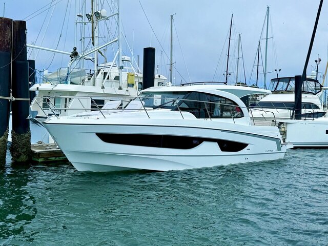 2026 Beneteau Antares 11 Coupe