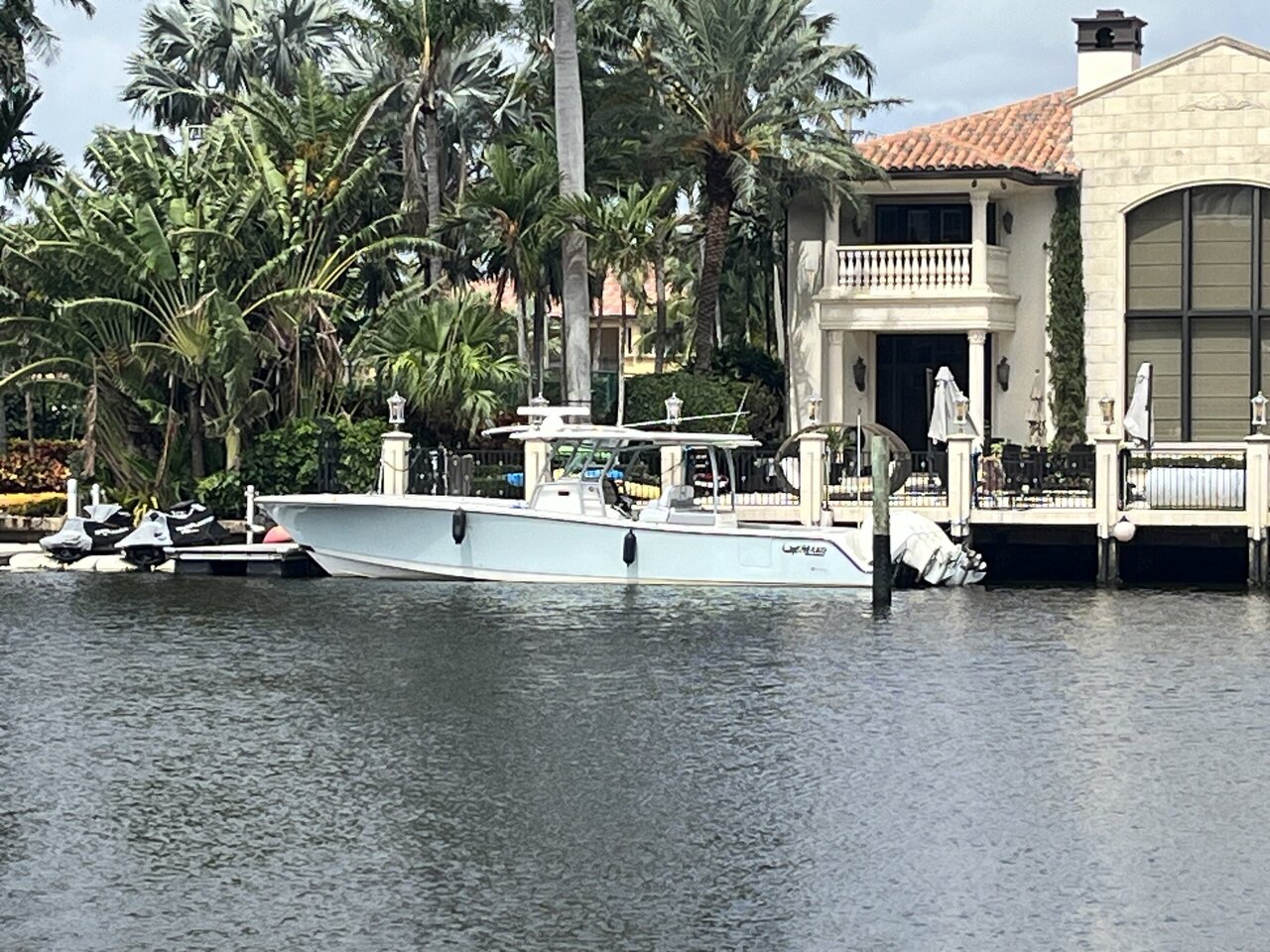 2017 Mako 414 Center Console photo 1