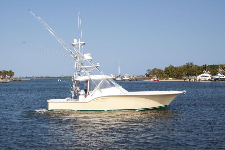 2009 Out Island 38' Custom Express