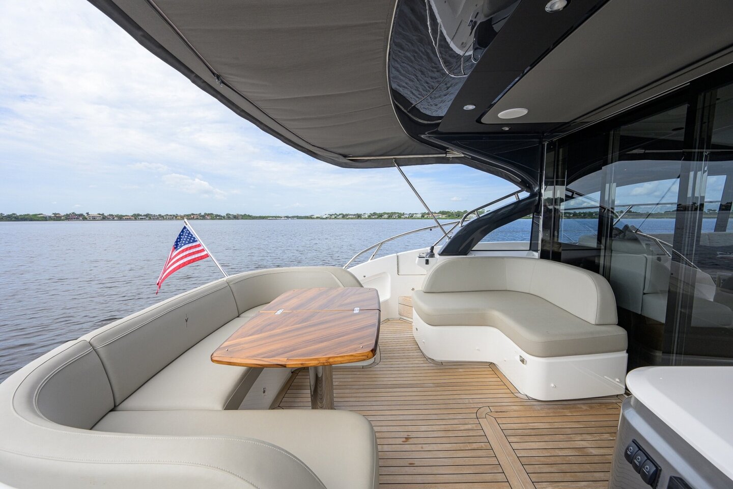 2024 Princess V50 "Crown" photo 42