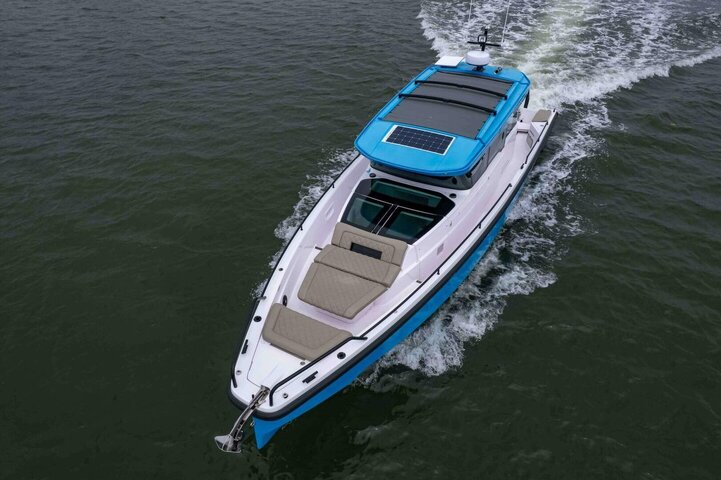 Brabus Line Axopar Xc Cross Cabin